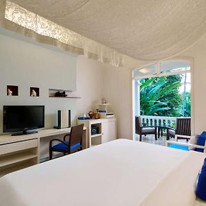 Garden Wing Room